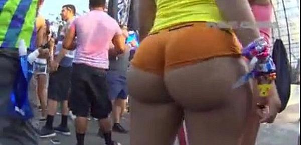  Amazing Black Ass Dancing in a Festival